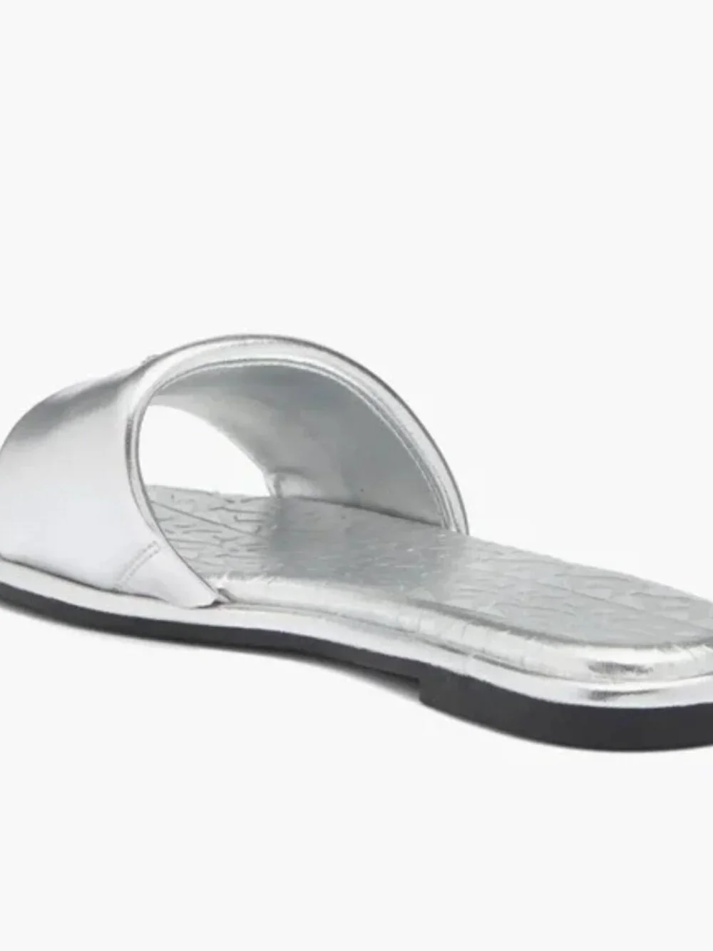 DKNY Women’s Bella Metallic Silver Embossed Logo Slide. Sz: 7